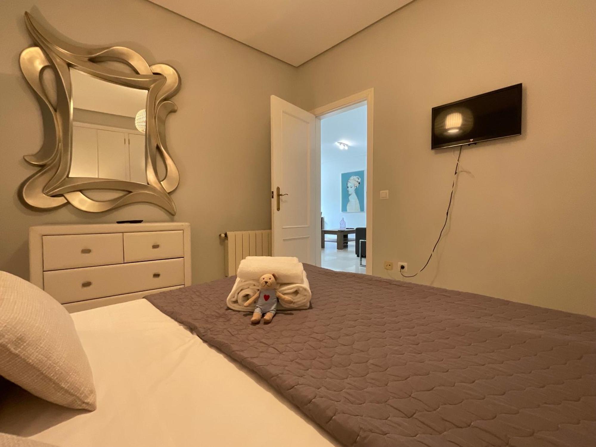 Ferienwohnung Travel Habitat Atico Calle Comedias Valencia Exterior foto