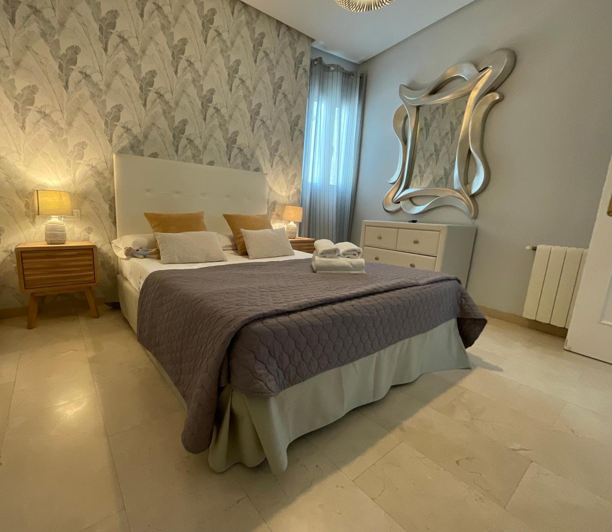 Ferienwohnung Travel Habitat Atico Calle Comedias Valencia Exterior foto