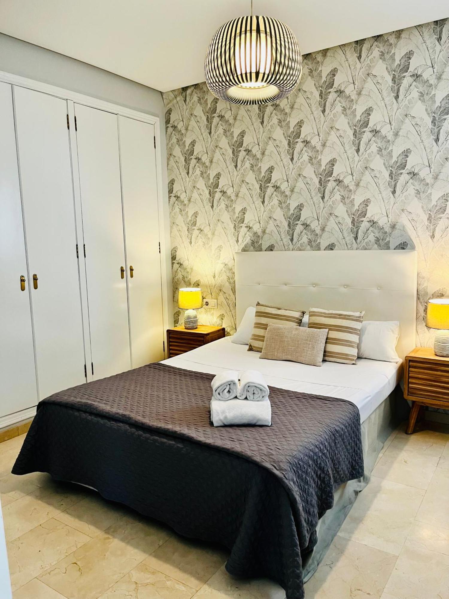 Ferienwohnung Travel Habitat Atico Calle Comedias Valencia Exterior foto