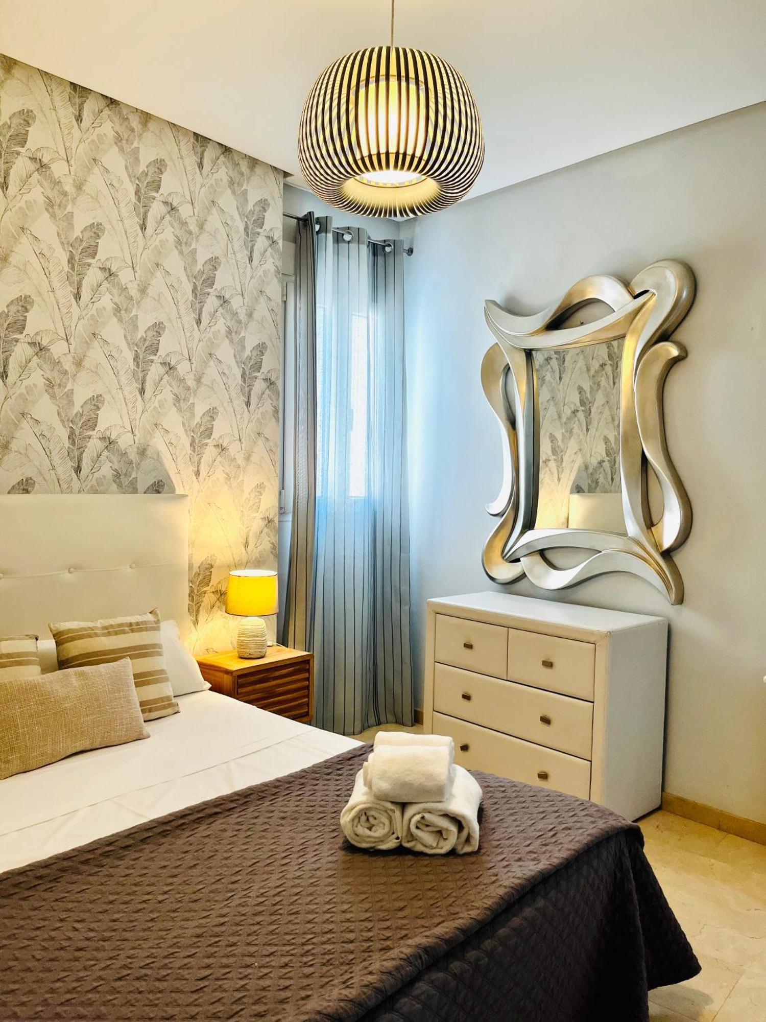 Ferienwohnung Travel Habitat Atico Calle Comedias Valencia Exterior foto