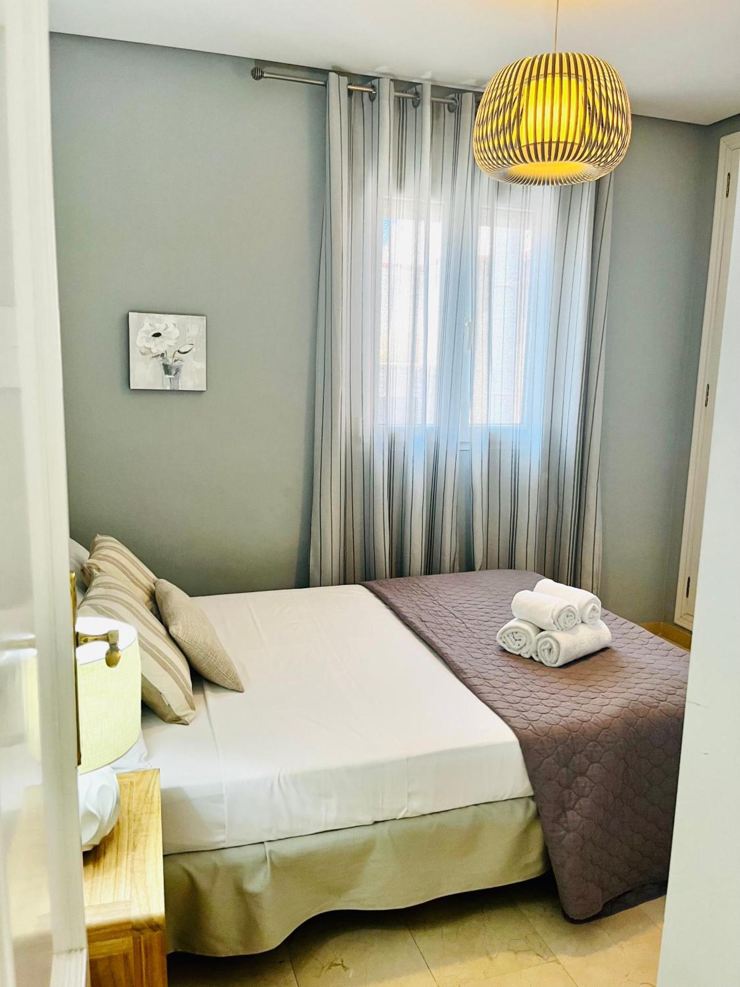 Ferienwohnung Travel Habitat Atico Calle Comedias Valencia Exterior foto